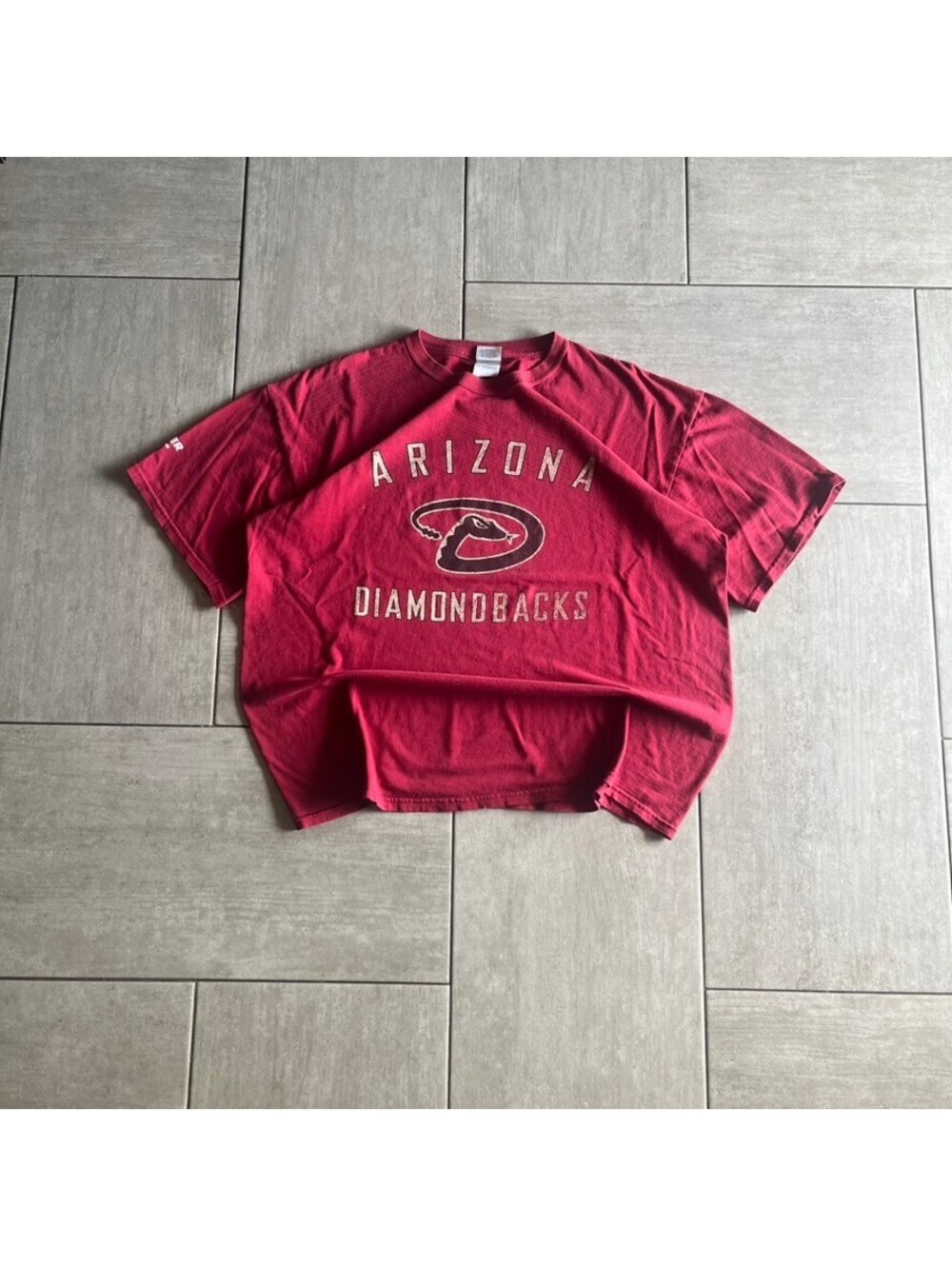 Gildan Arizona Diamondbacks Red Graphic T-Shirt XL